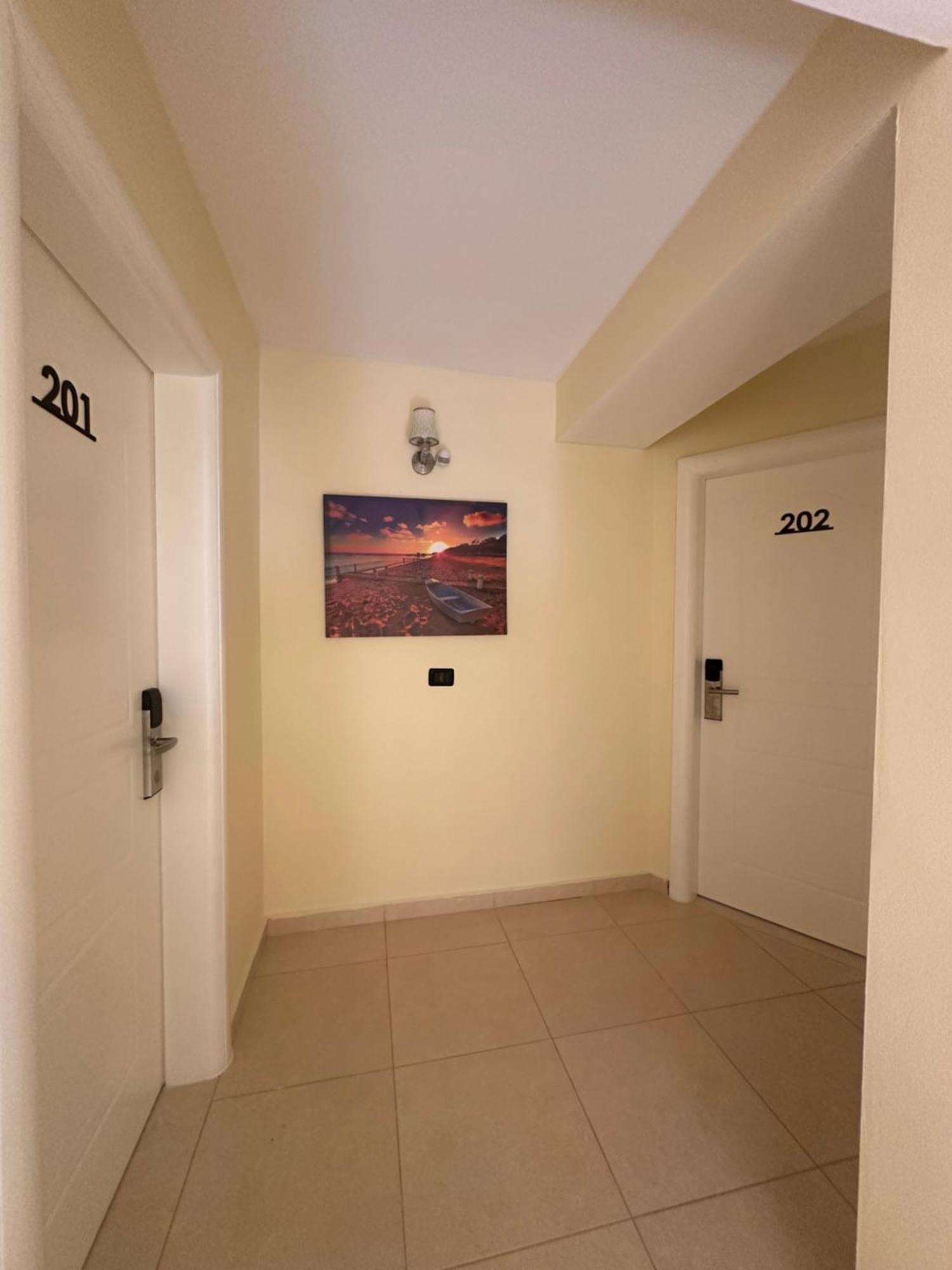 Deor Hotel Shengjin Luaran gambar